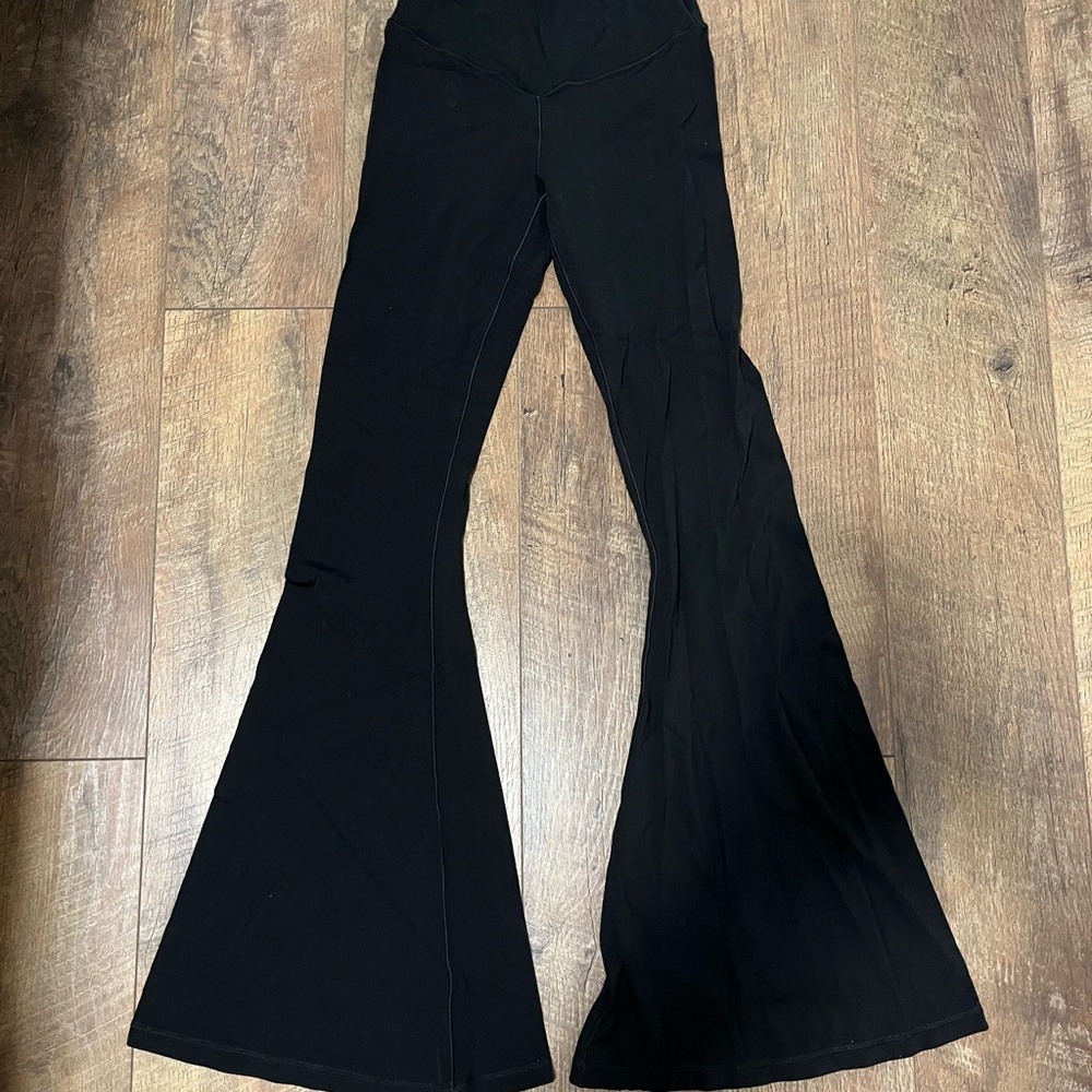 Offline by aerie super flare crossover leggings